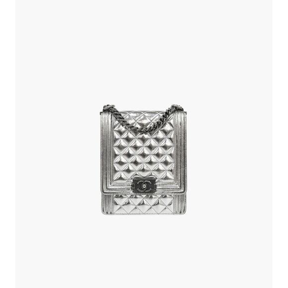 CHANEL Metallic Silver Boy Bag C-A33644 - Picture 1 of 1